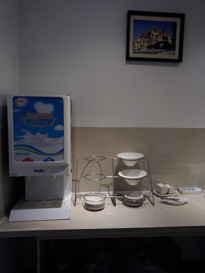 Lavande Hotel Qingdao North Station Shop Extérieur photo